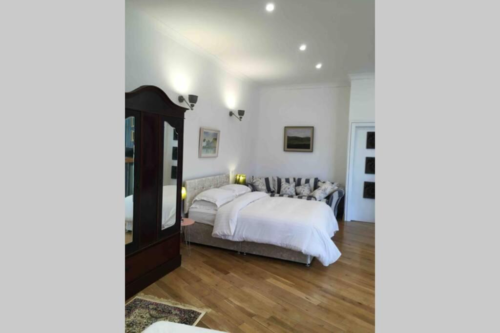 The Loft @ Clifden Bay Apartments Buitenkant foto